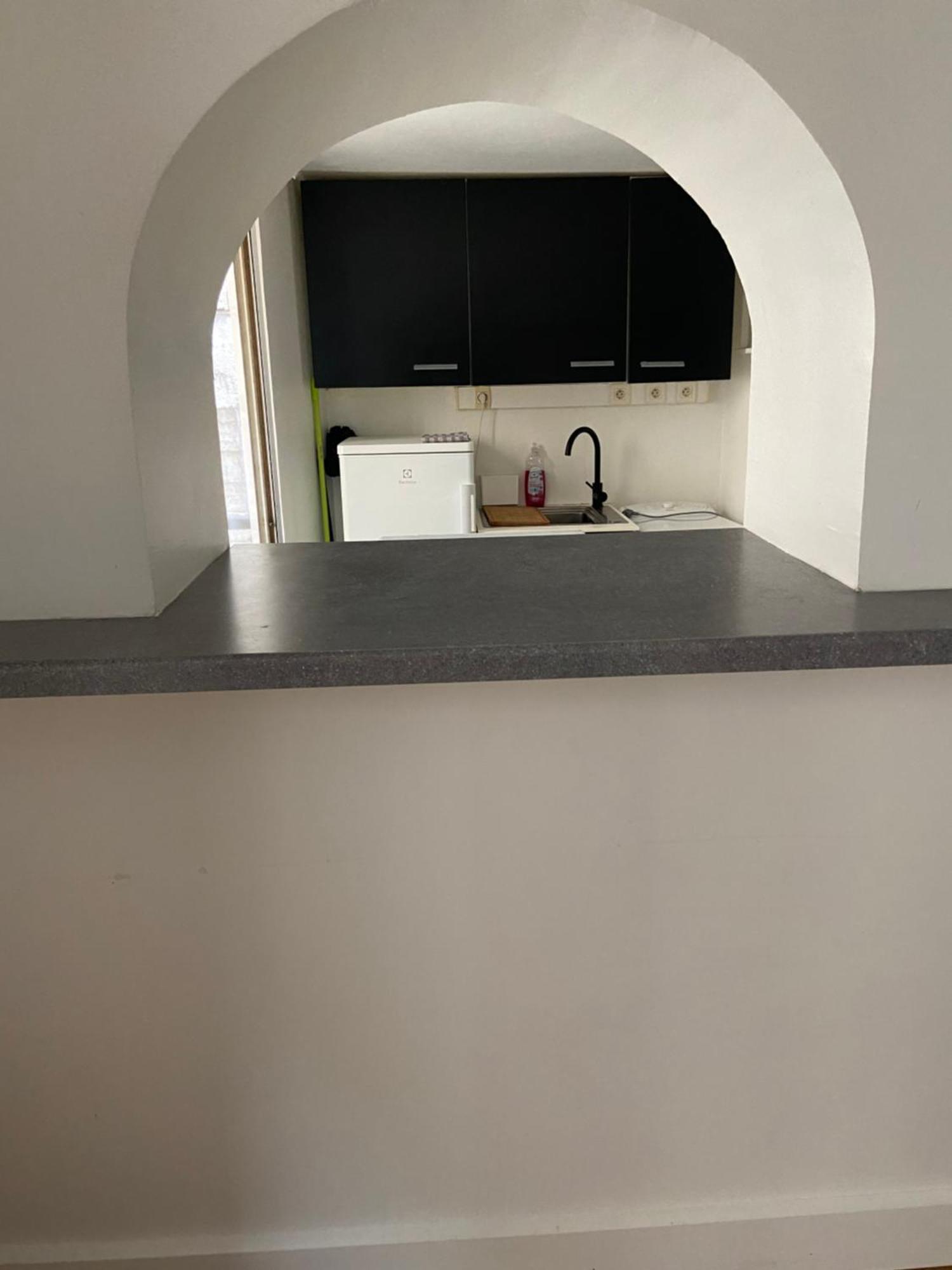 Tres Bel Appartement Montmartre باريس الغرفة الصورة